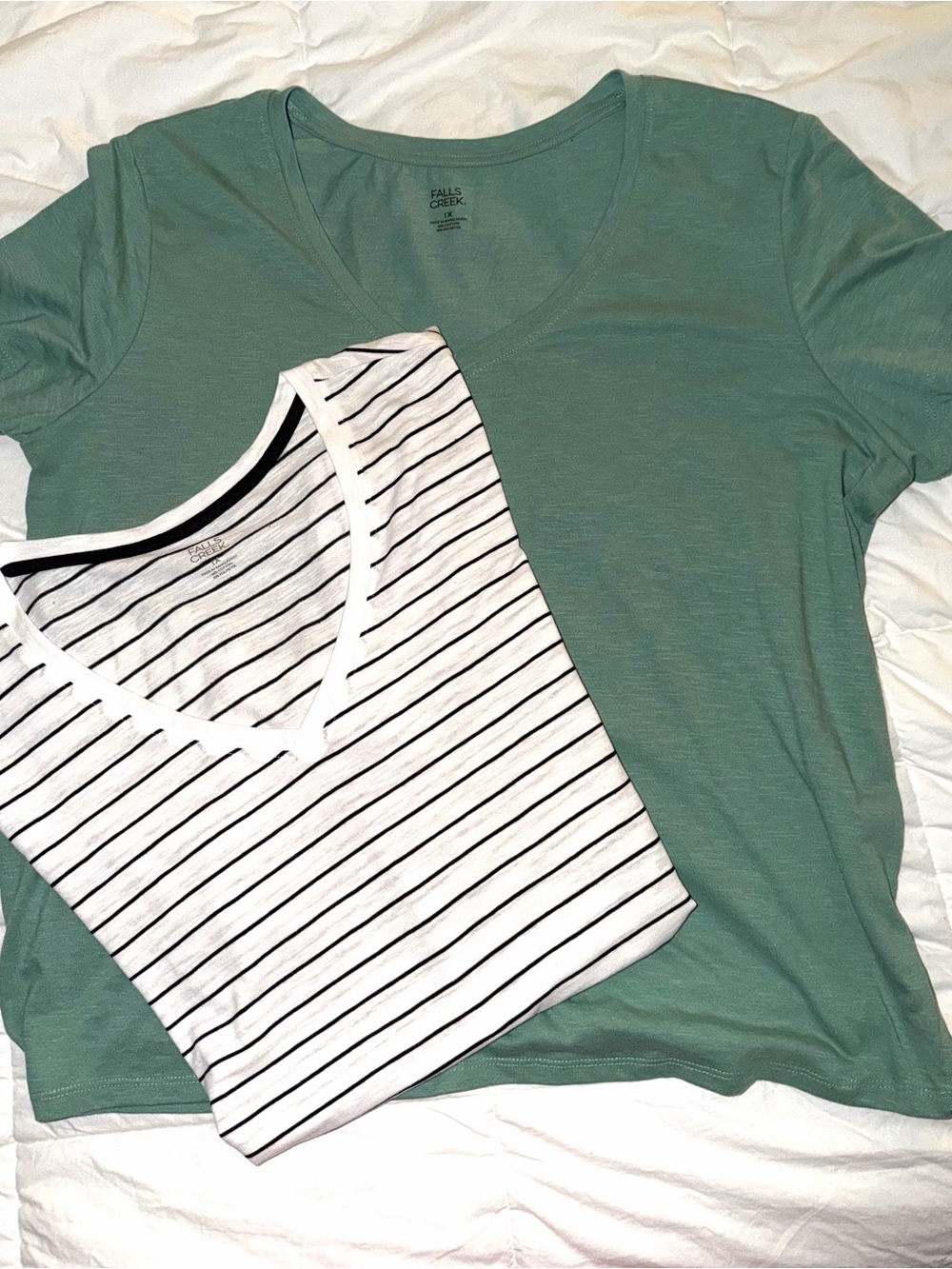 Falls Creek Women's V-Neck Tee - 1X